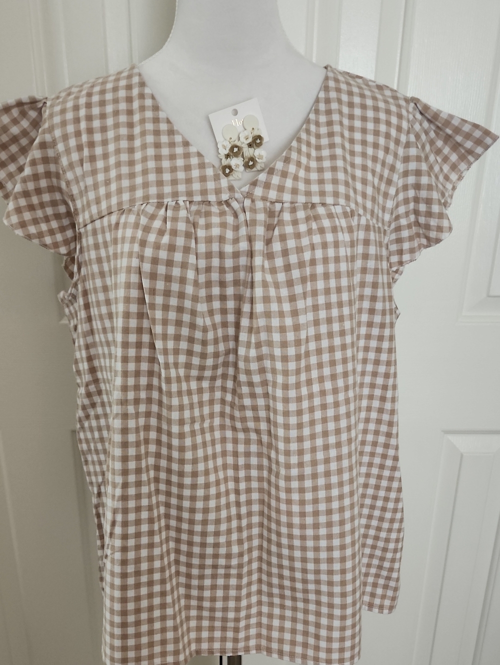 Women’s Gingham Flutter-Sleeve Blouse - Beige/White